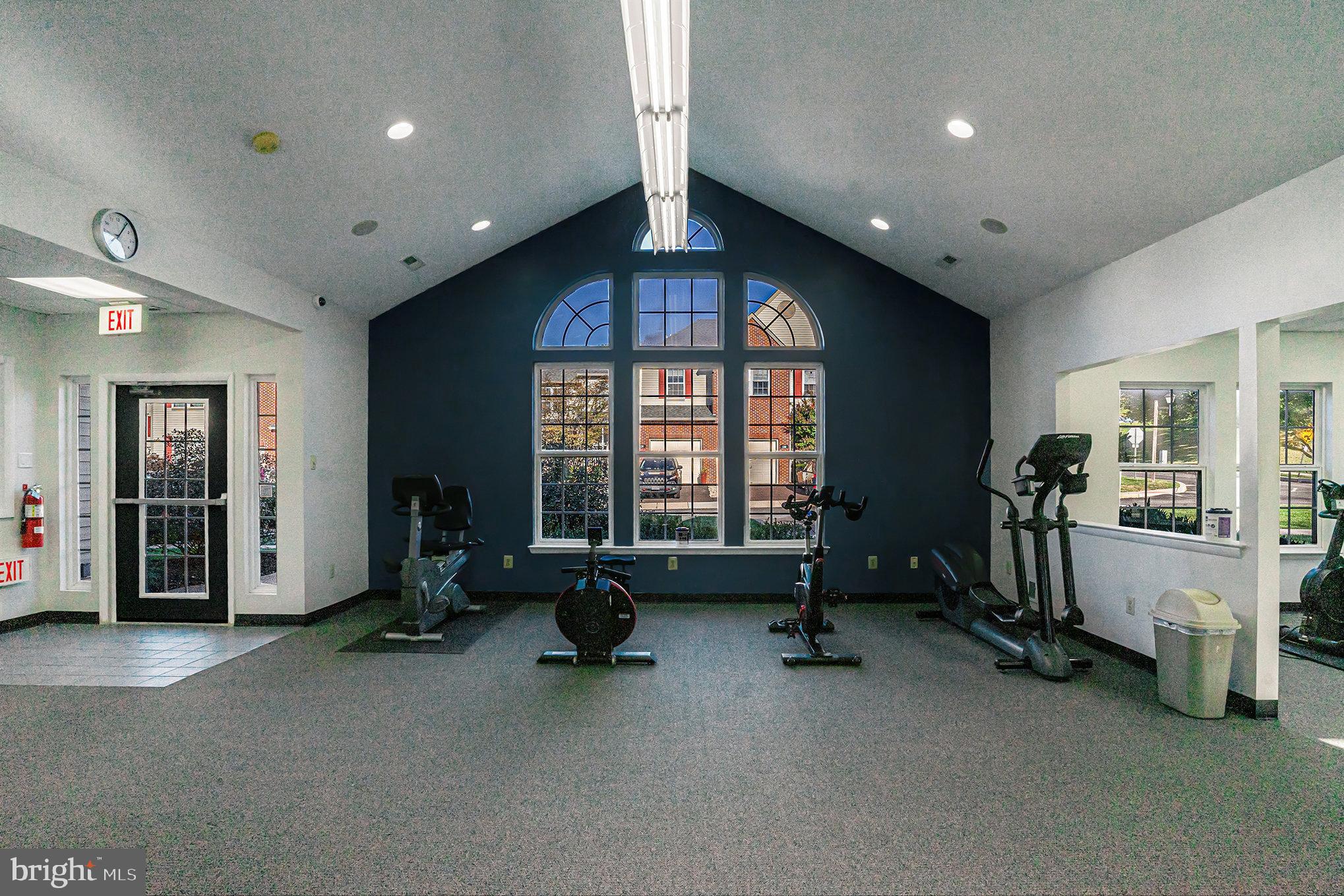 THORNHILL - Residential