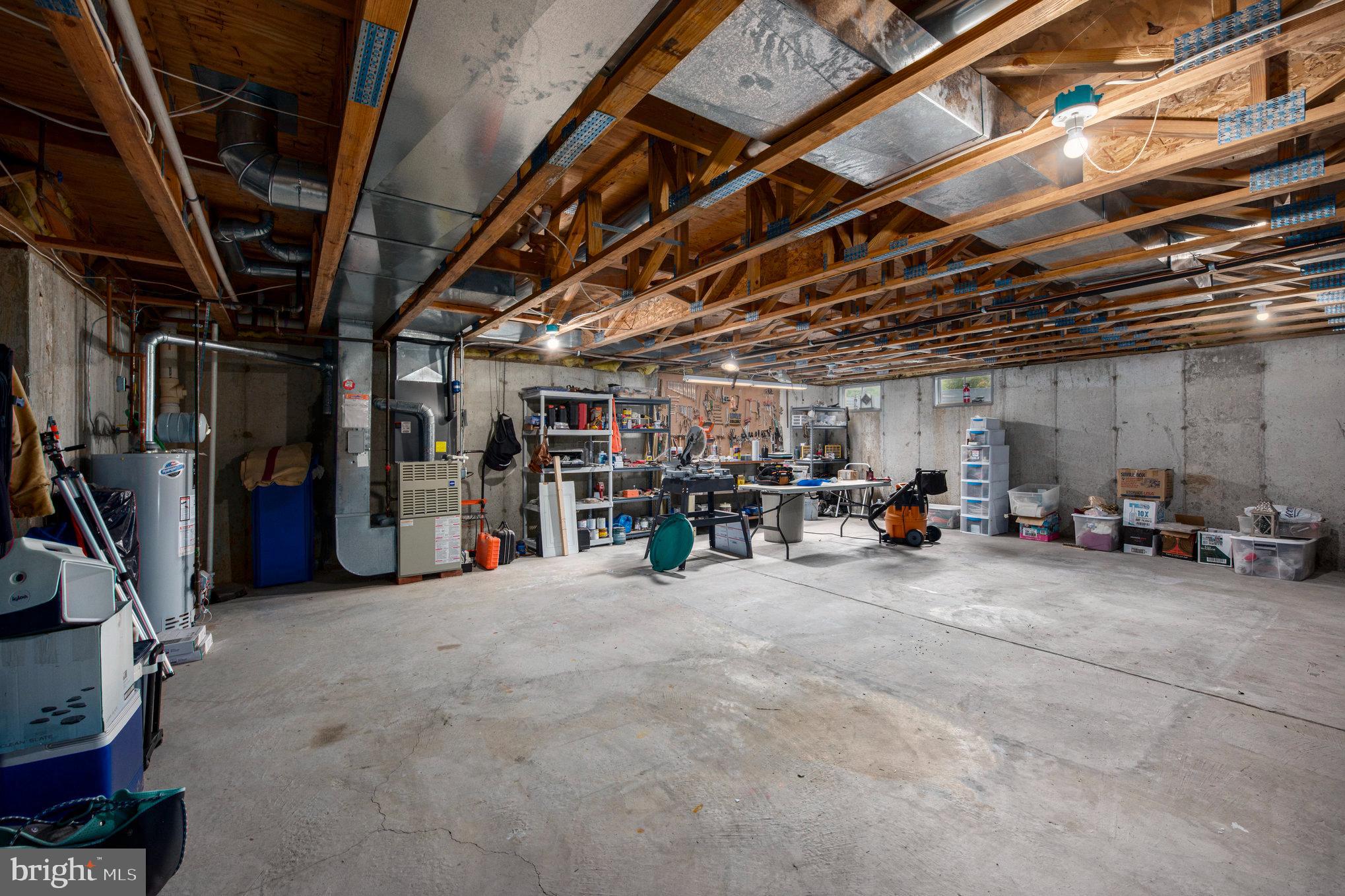 THORNHILL - Residential