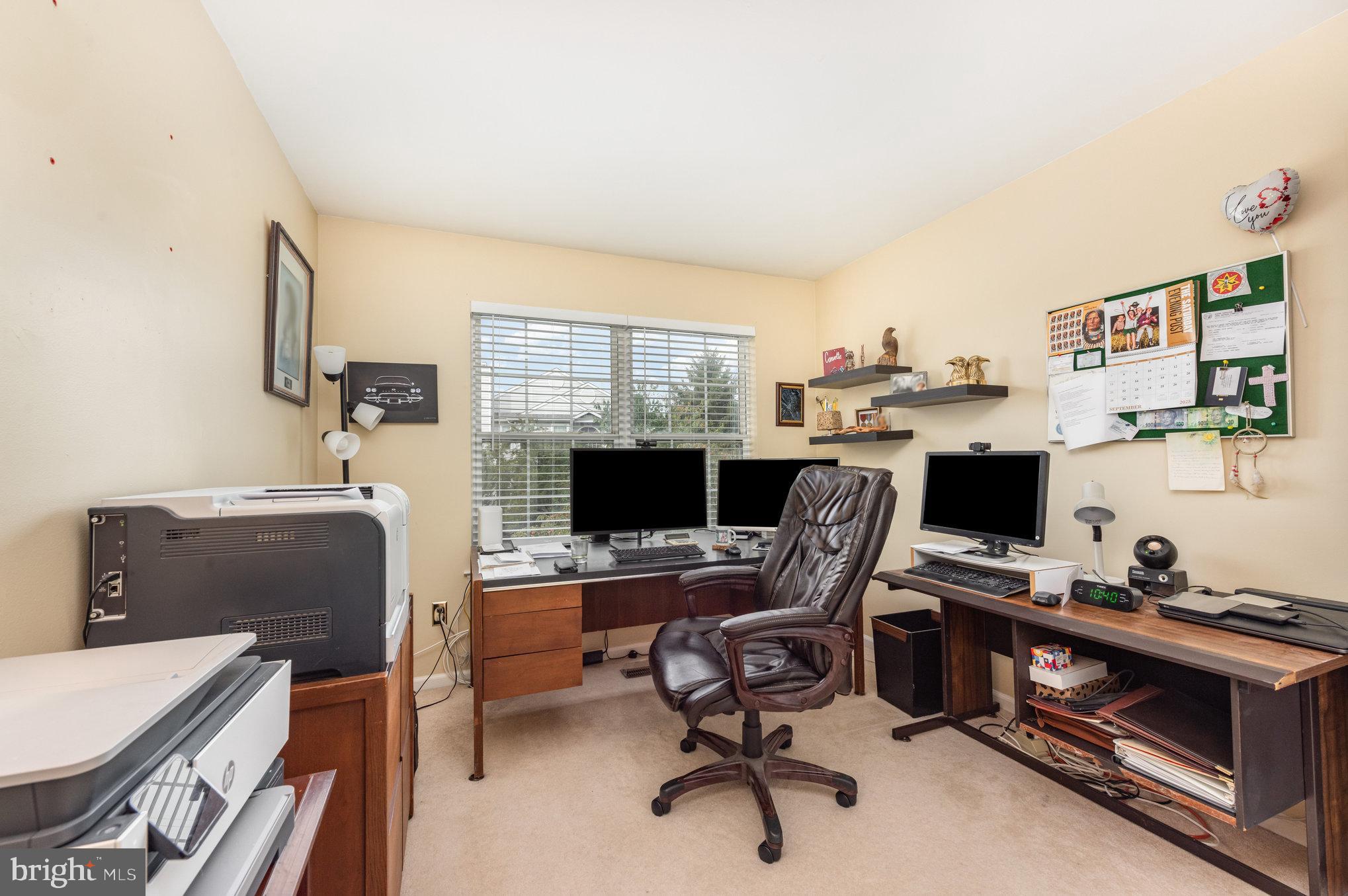 THORNHILL - Residential