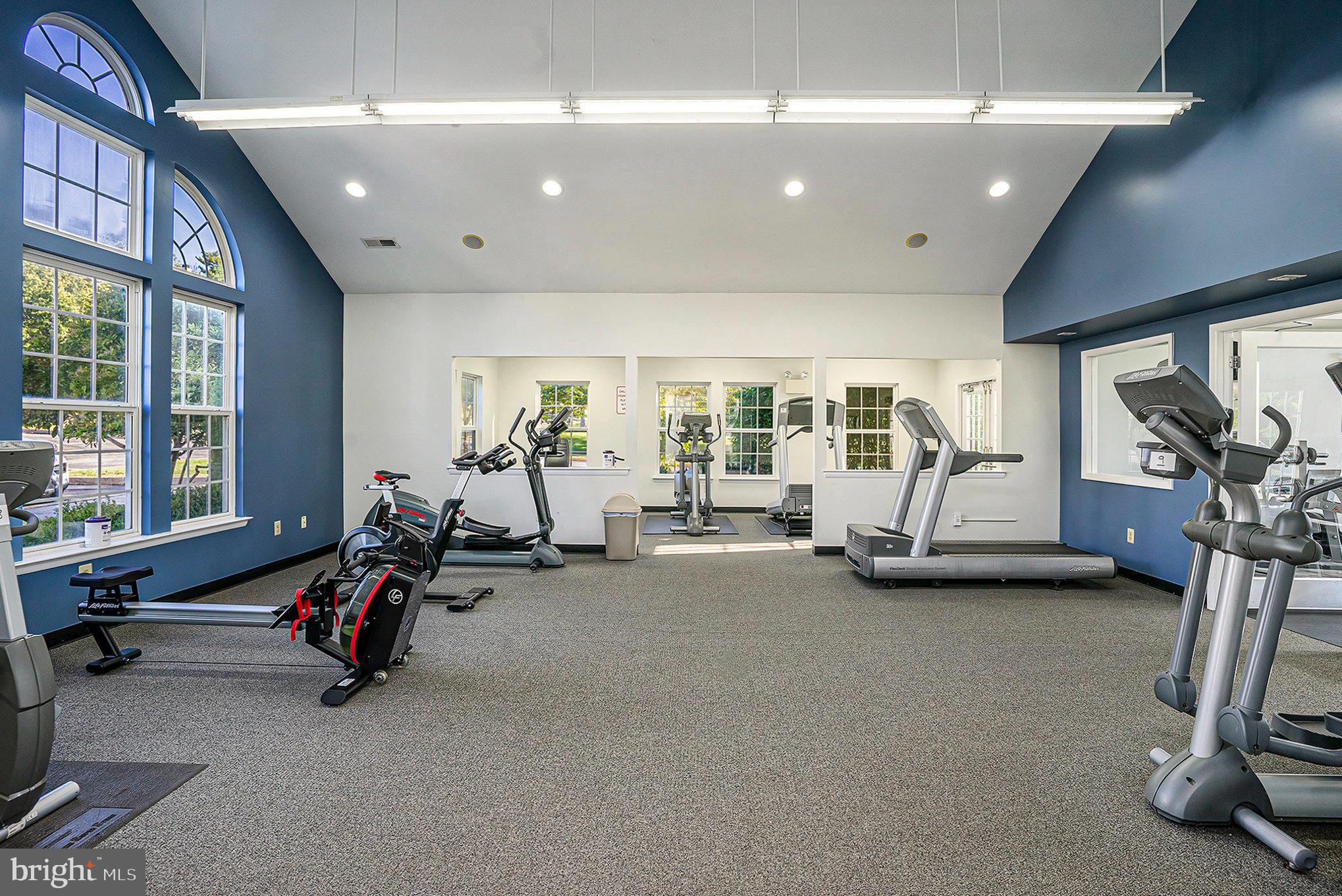 THORNHILL - Residential