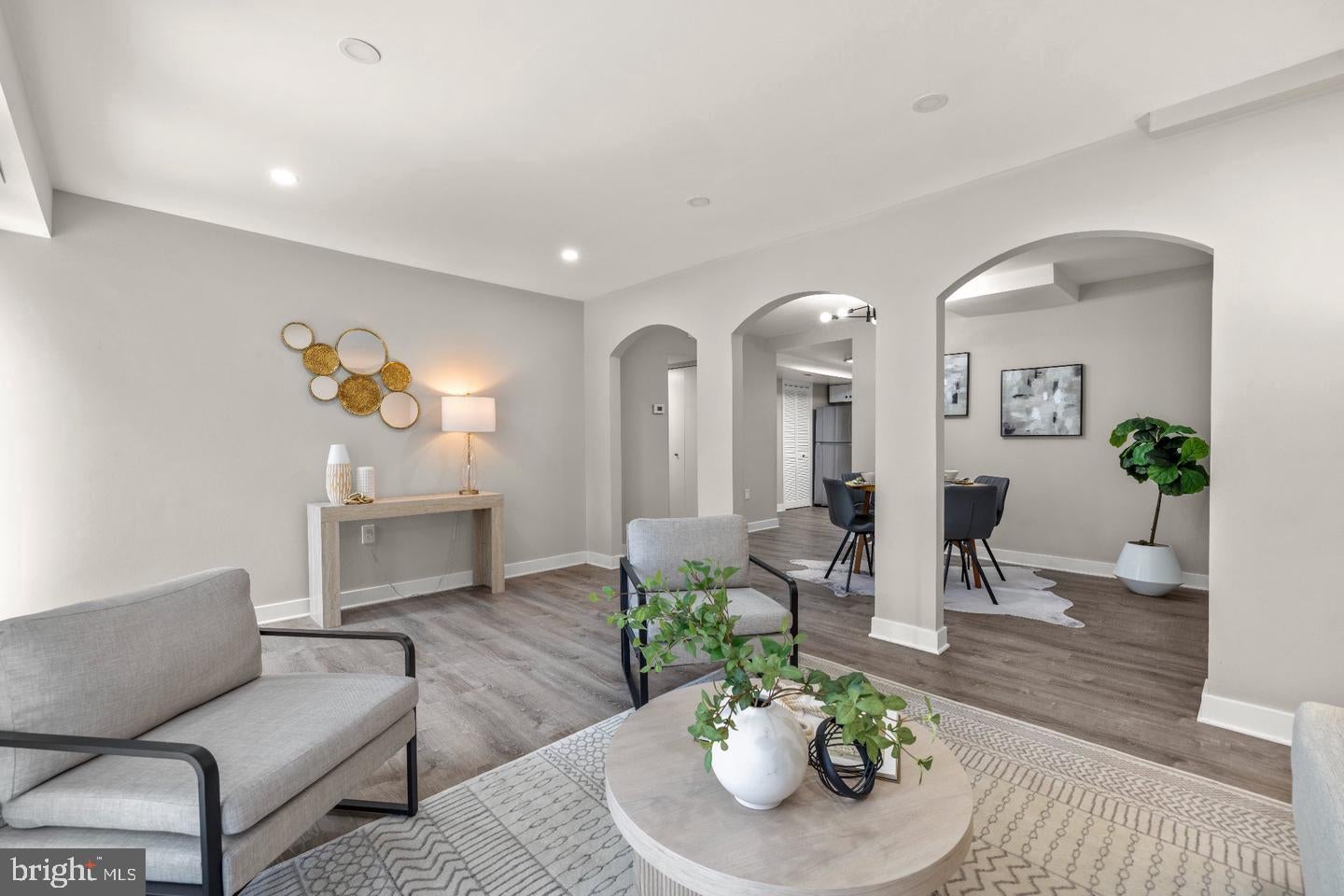 2302 SUN VALLEY CIRCLE 1