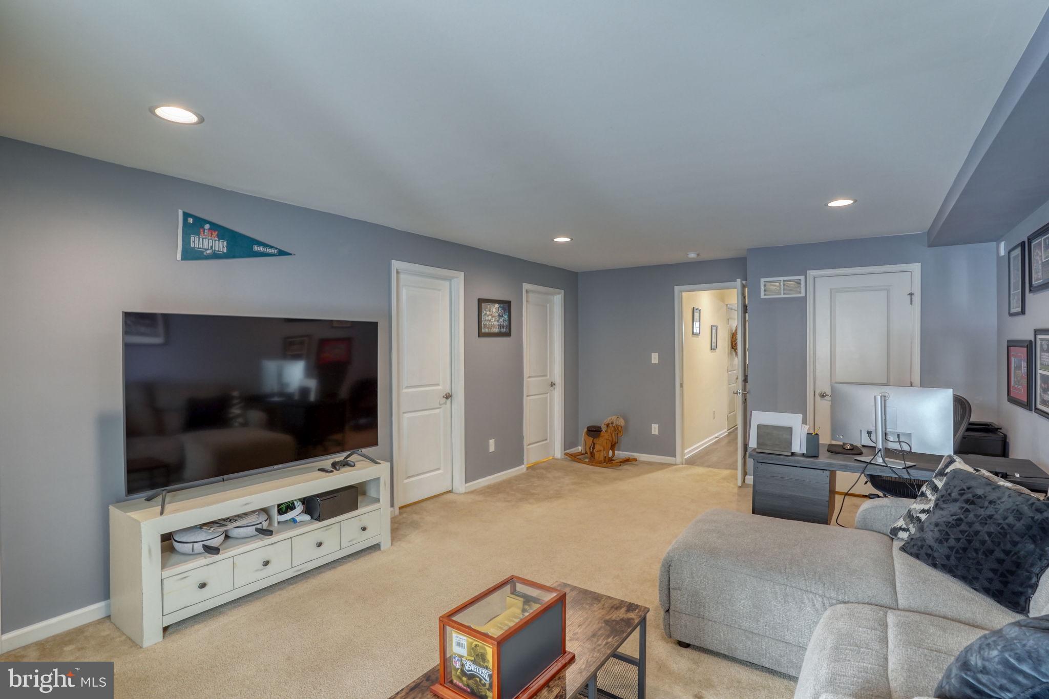 HIGH HOOK FARMS - Residential