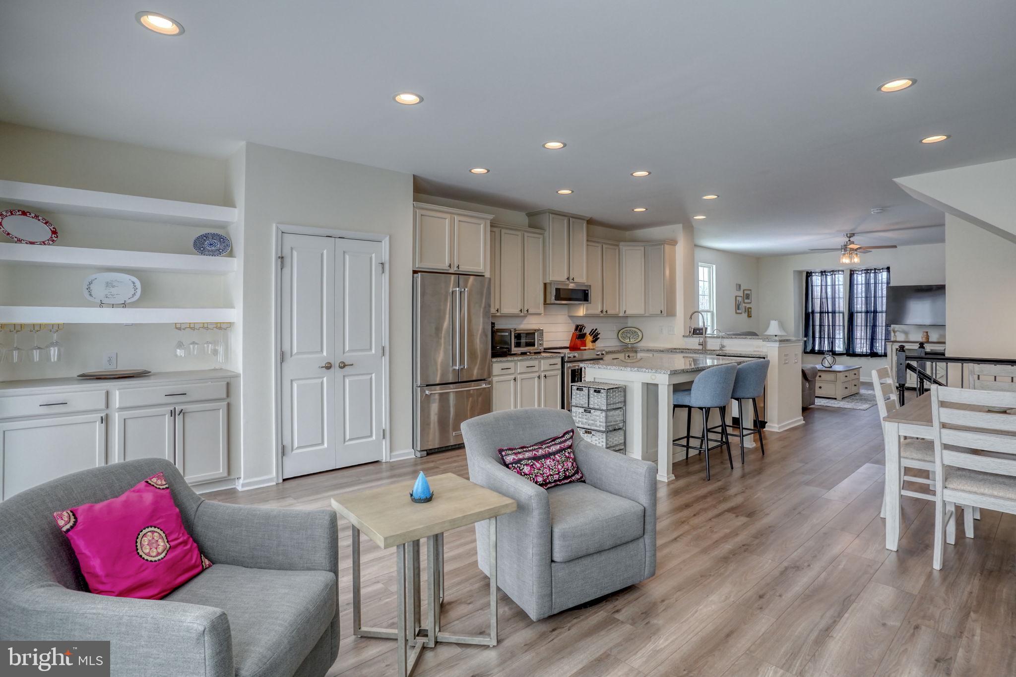 HIGH HOOK FARMS - Residential