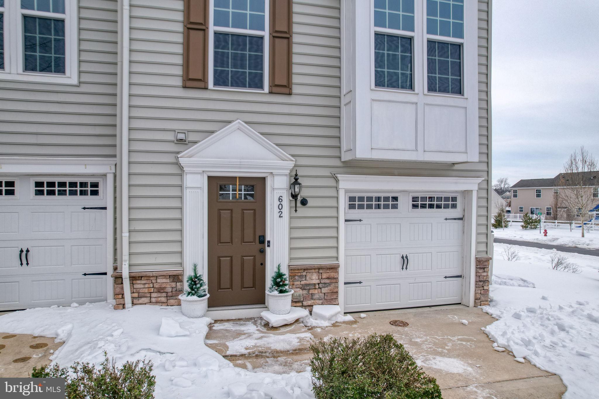 HIGH HOOK FARMS - Residential