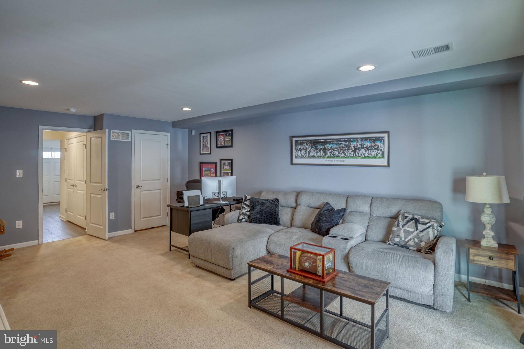 HIGH HOOK FARMS - Residential