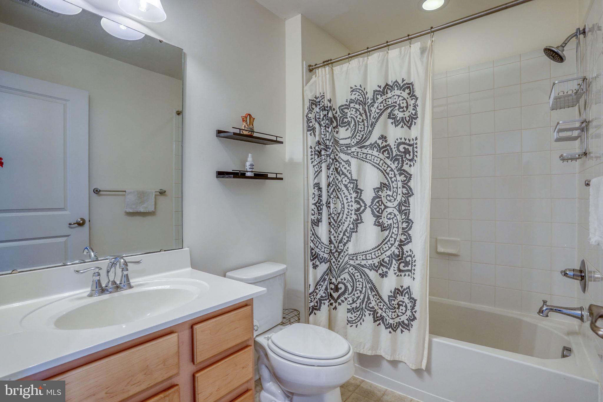 HIGH HOOK FARMS - Residential