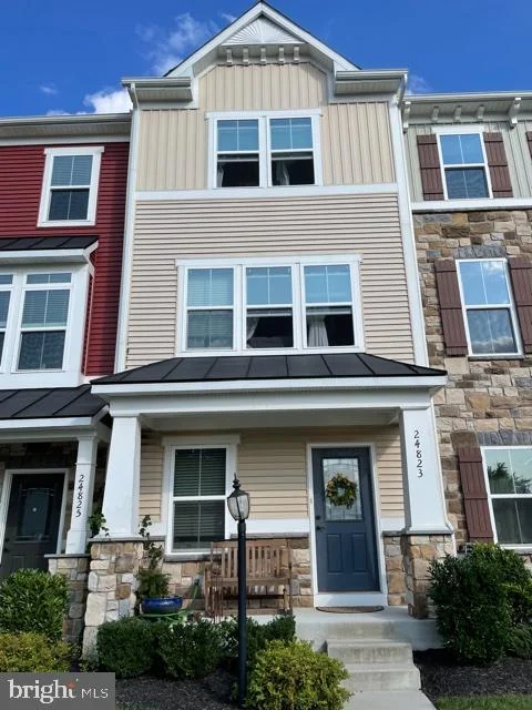 24823 Coats Square, Aldie, VA 20105
