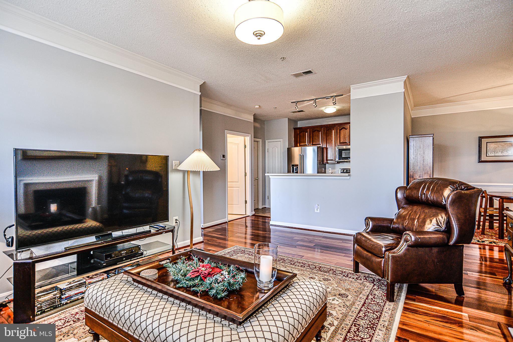 MADISON PARK AT WEST MARKET - Residential