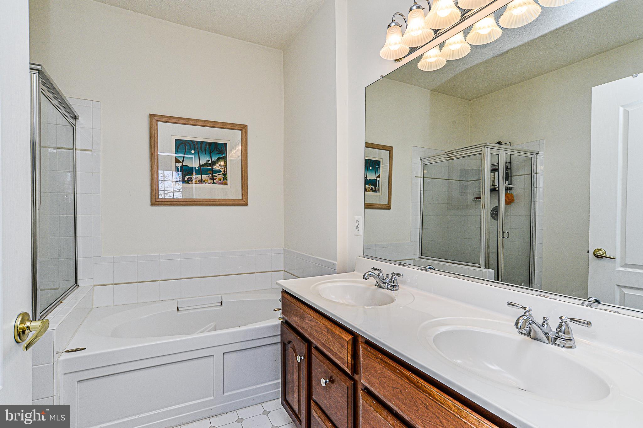 MADISON PARK AT WEST MARKET - Residential