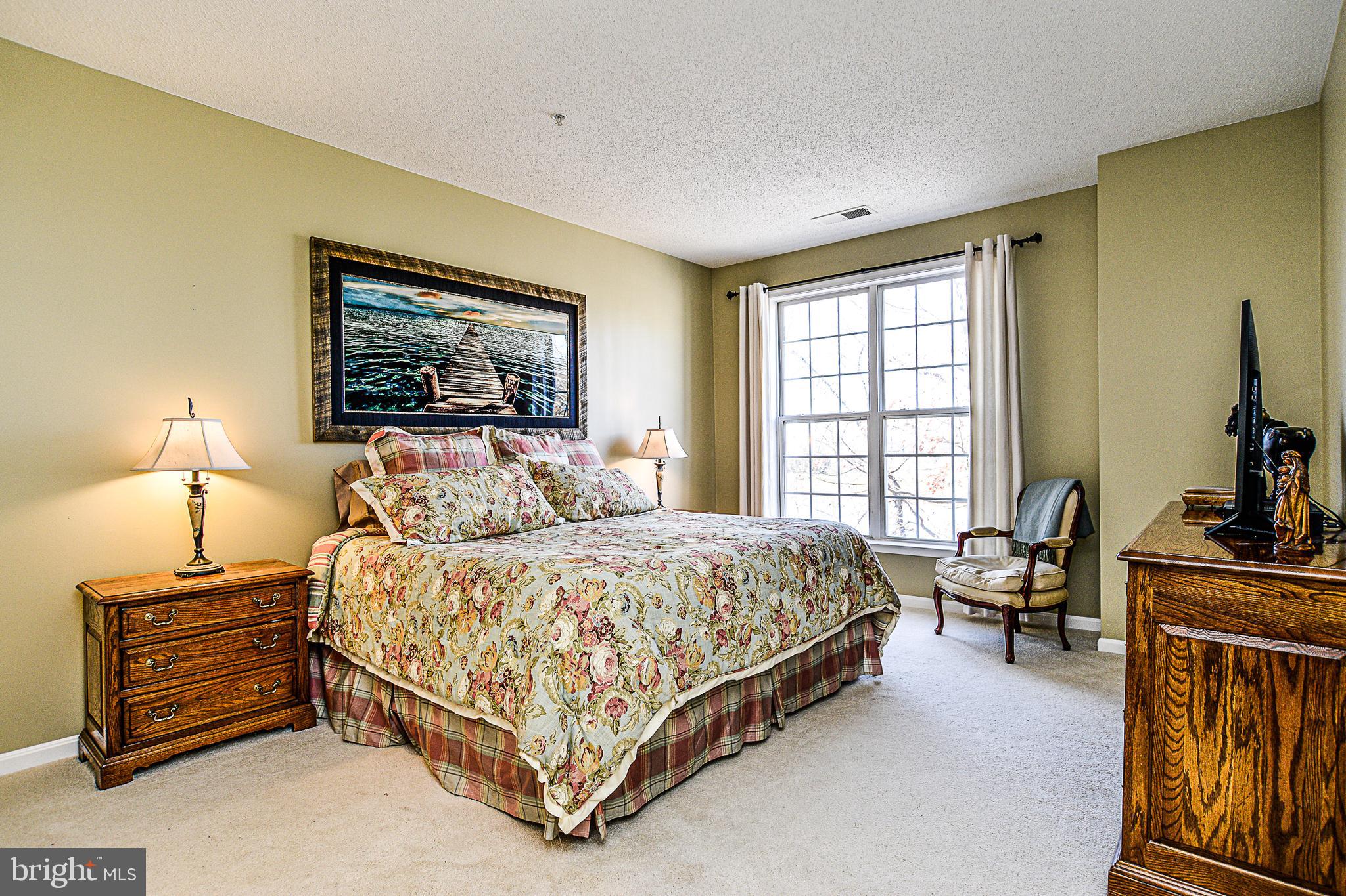 MADISON PARK AT WEST MARKET - Residential