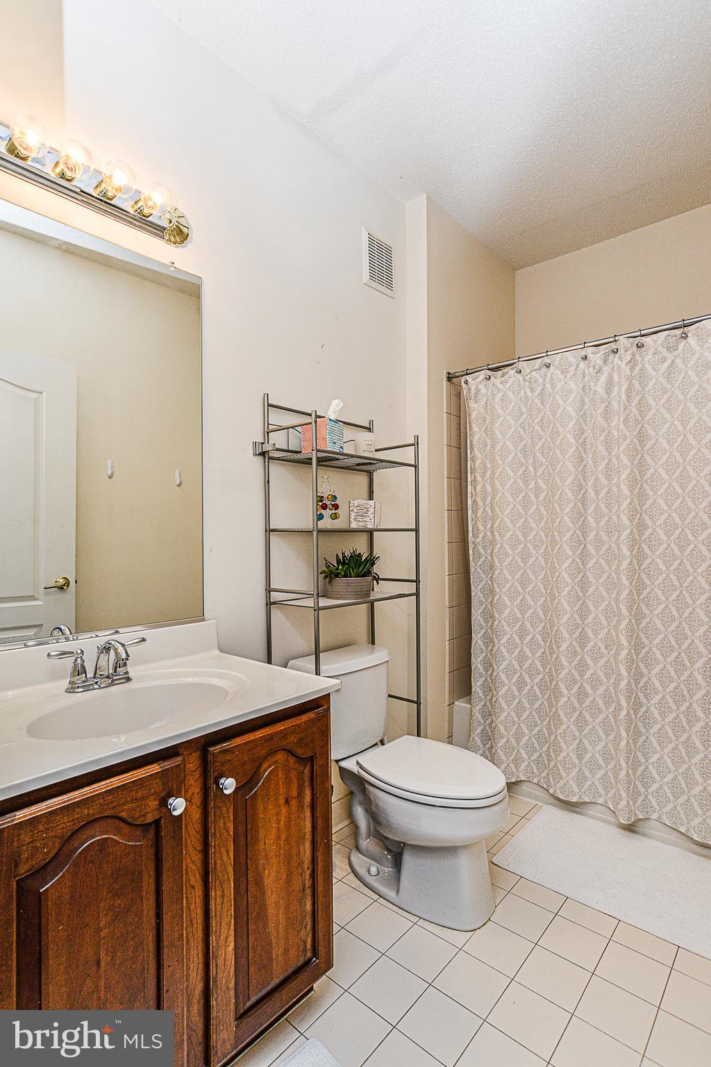 MADISON PARK AT WEST MARKET - Residential