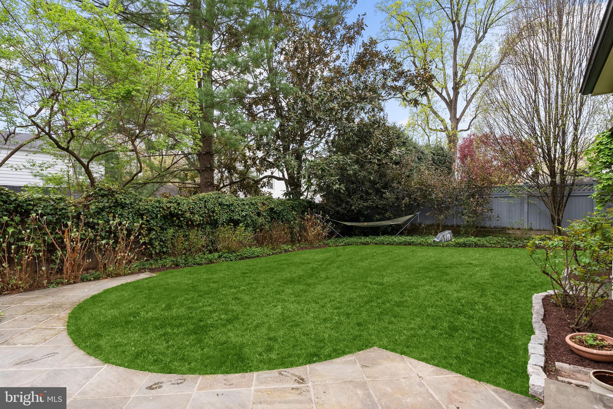 WESTMORELAND HILLS - Residential