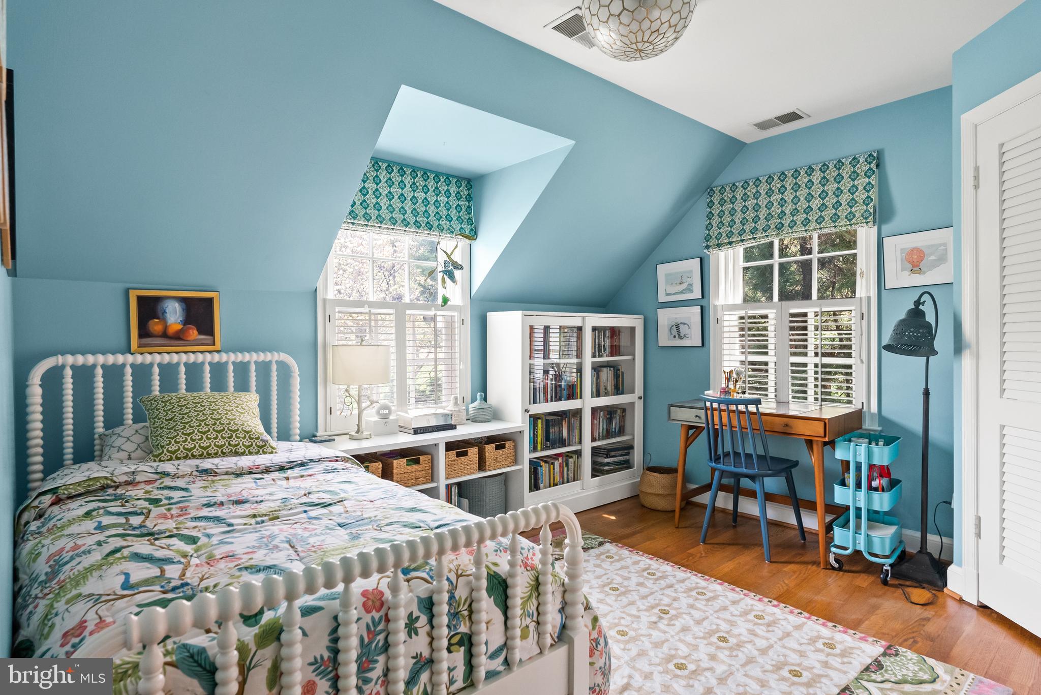 WESTMORELAND HILLS - Residential