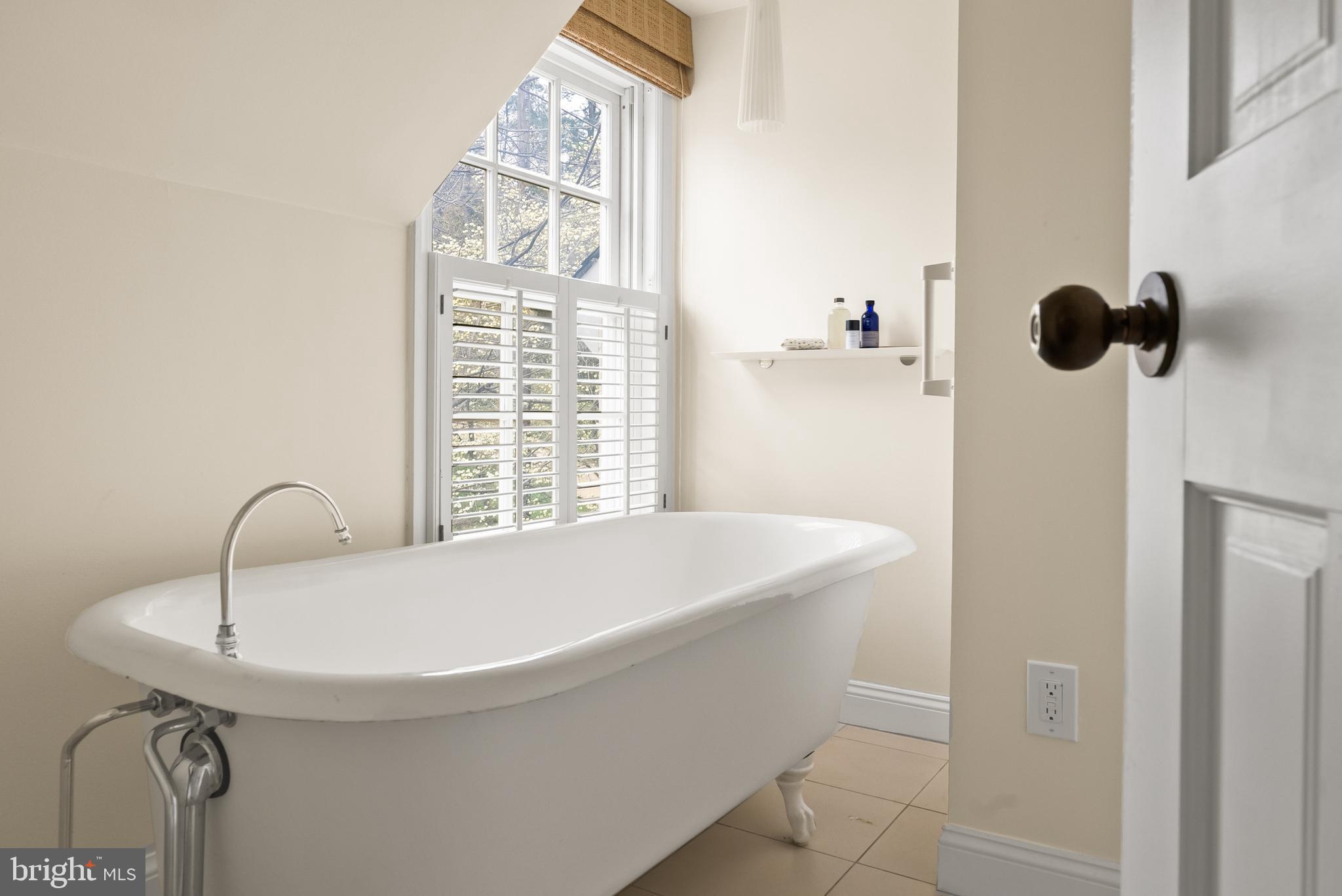 WESTMORELAND HILLS - Residential