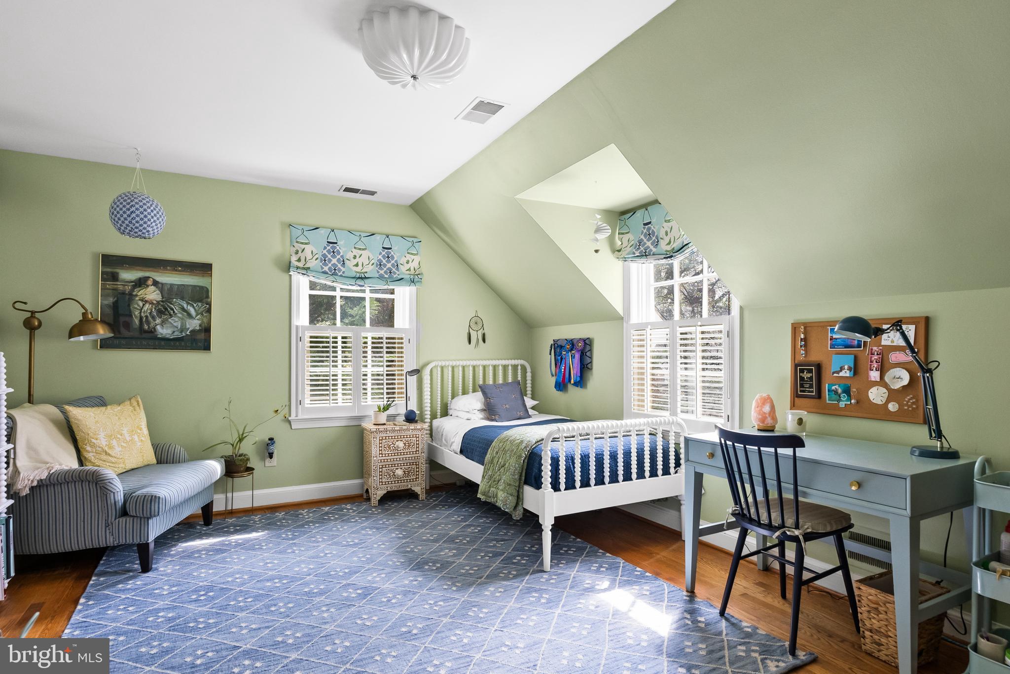 WESTMORELAND HILLS - Residential