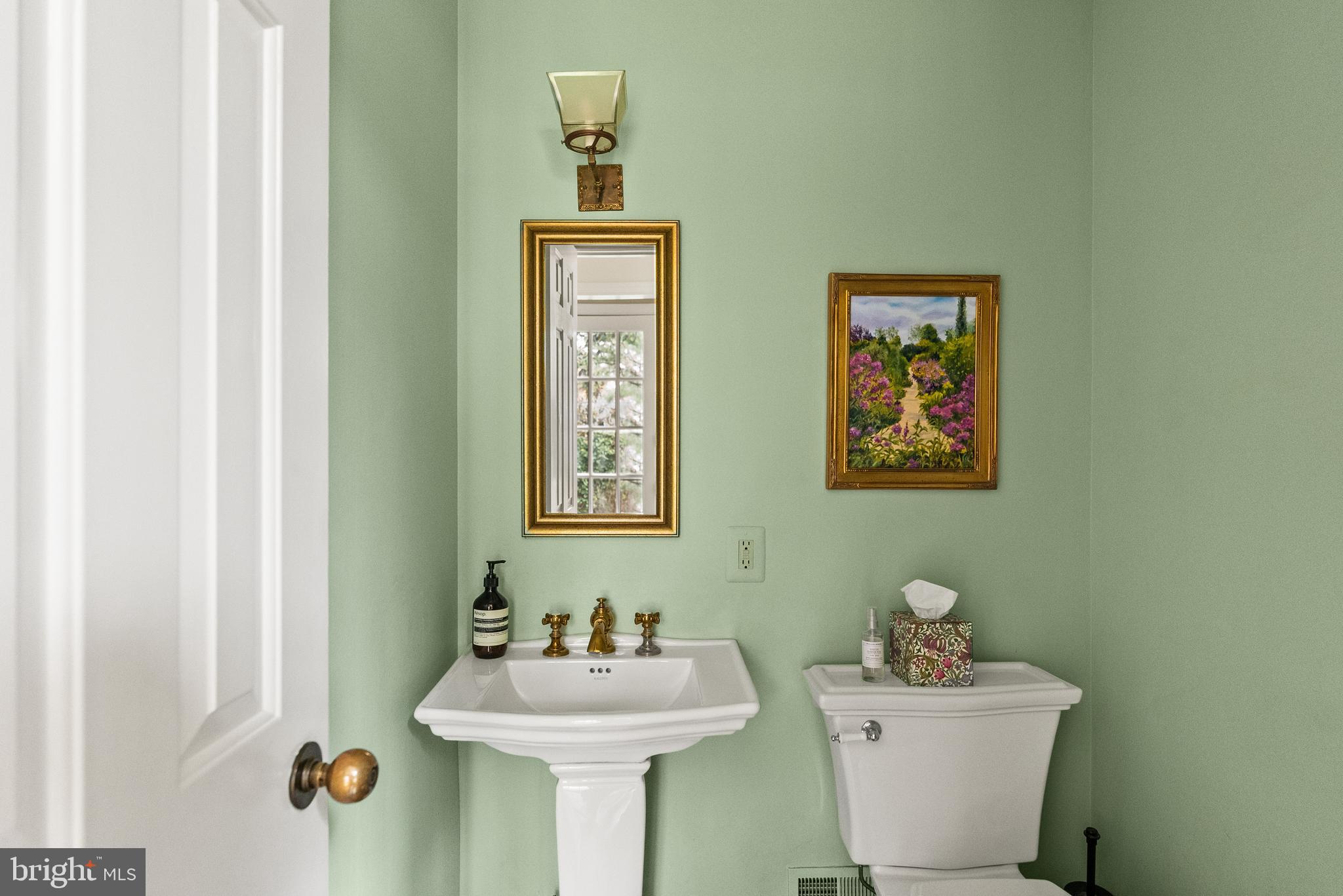 WESTMORELAND HILLS - Residential