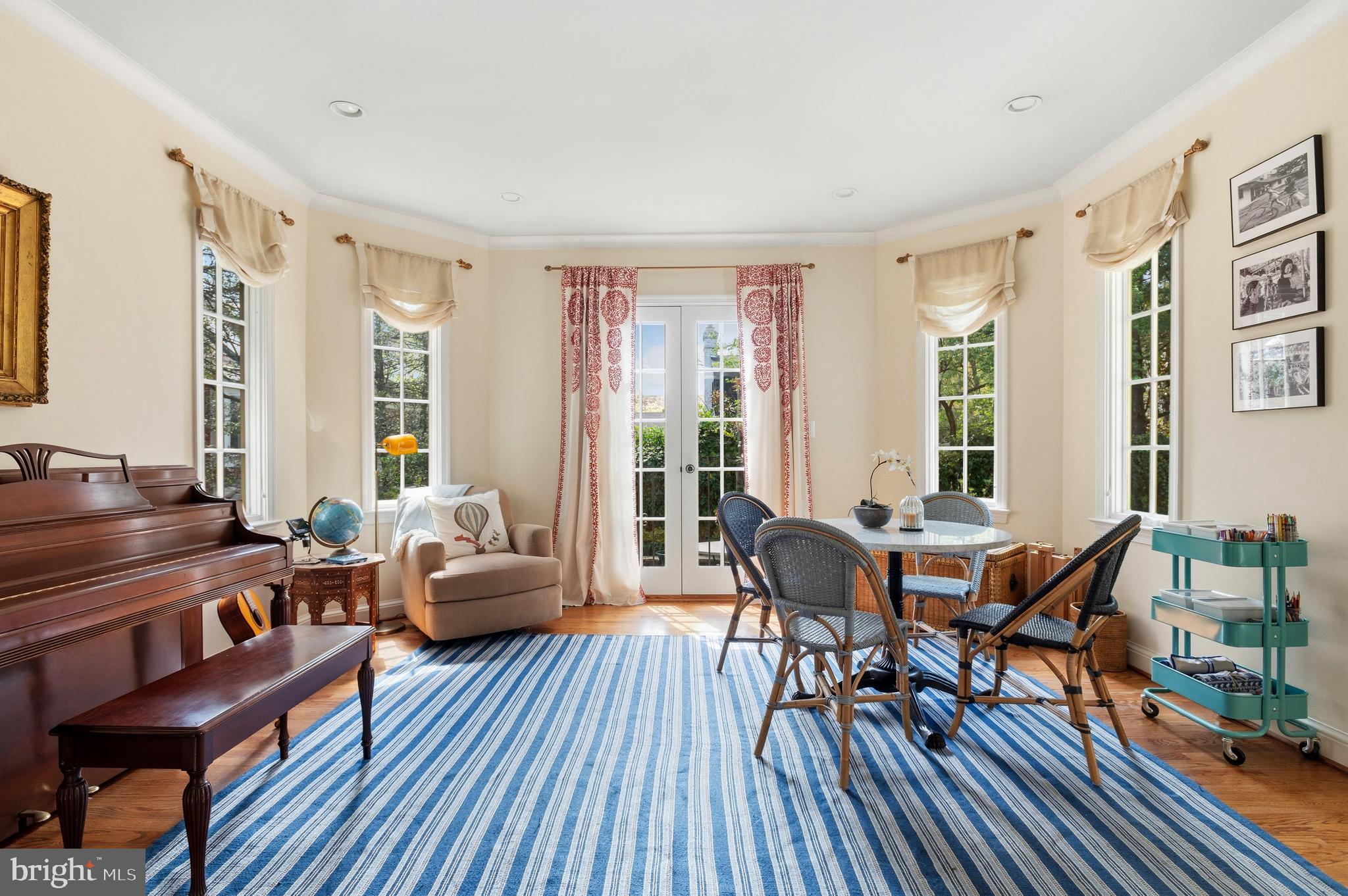 WESTMORELAND HILLS - Residential