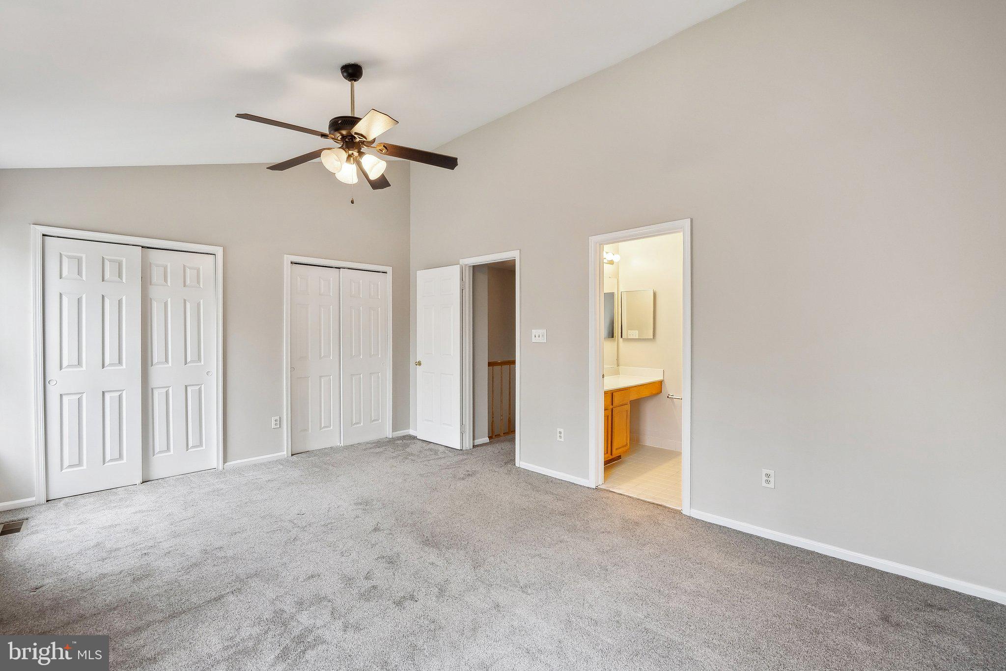 LAKE RIDGE - Residential