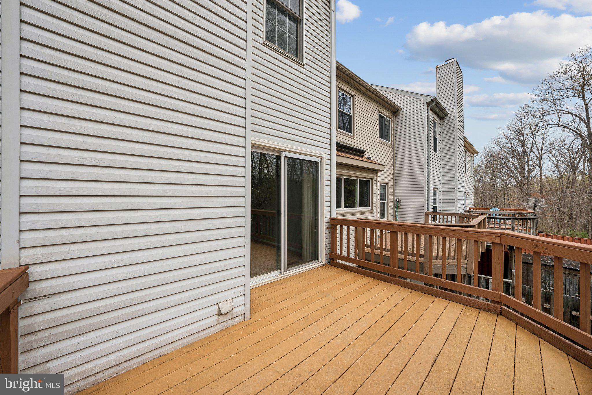 LAKE RIDGE - Residential