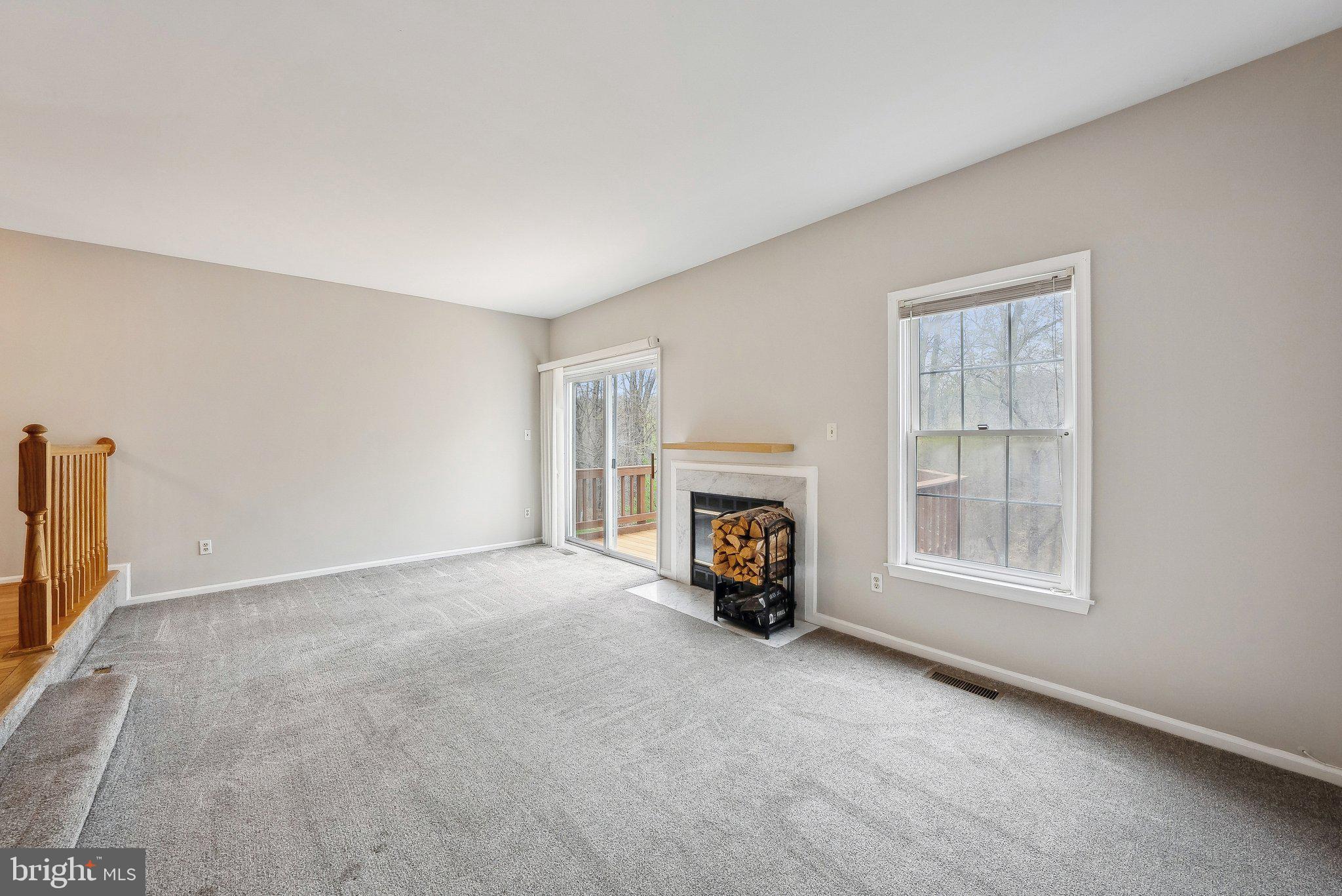 LAKE RIDGE - Residential