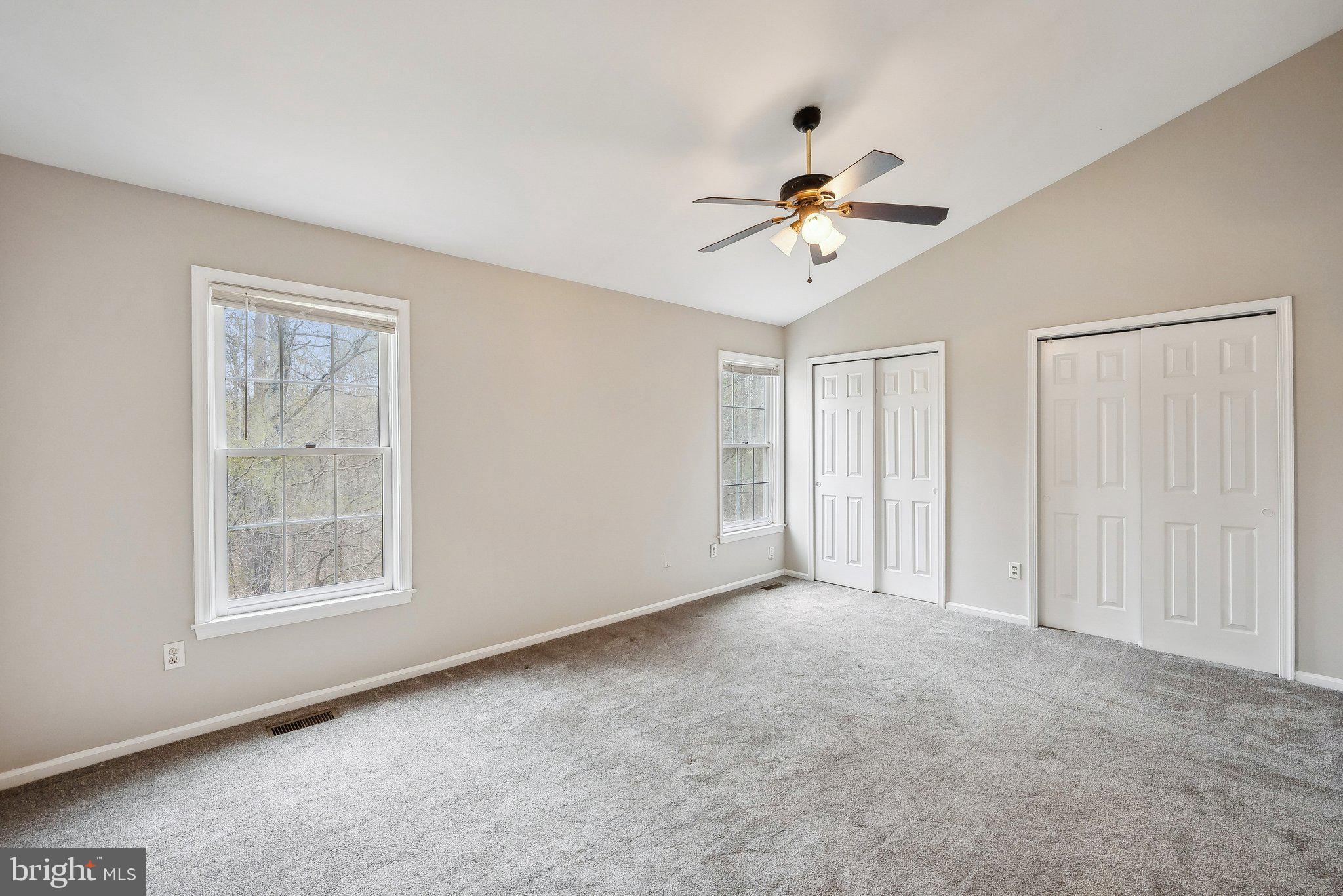 LAKE RIDGE - Residential