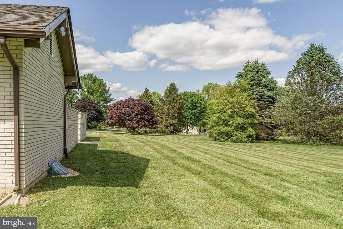 HARRIS FARM - Residential Lease