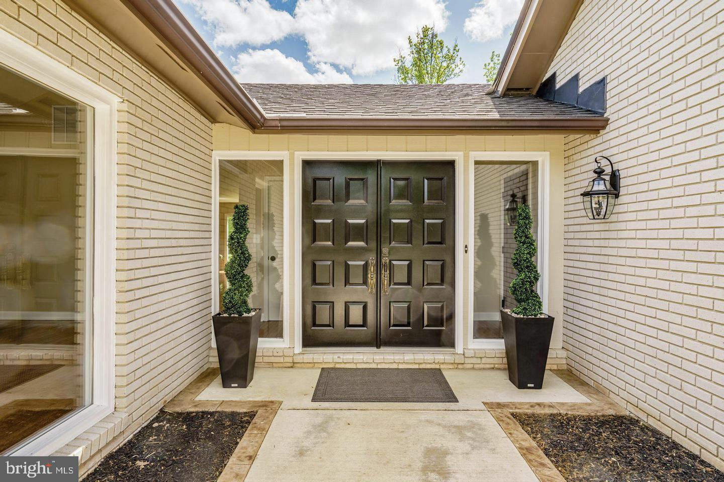 HARRIS FARM - Residential Lease