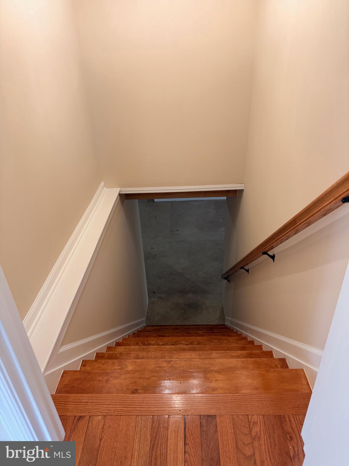 HARRIS FARM - Residential Lease