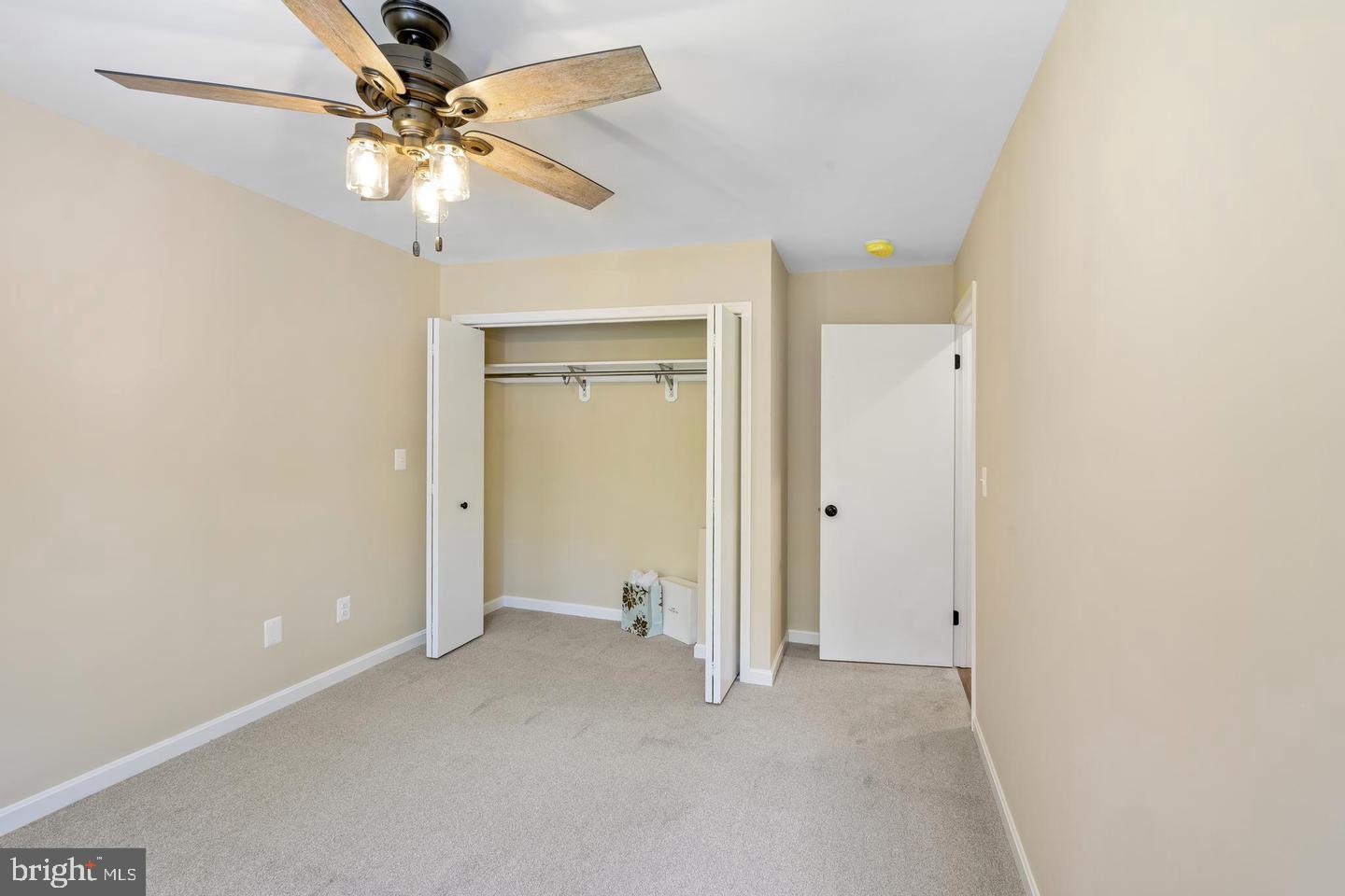 HARRIS FARM - Residential Lease