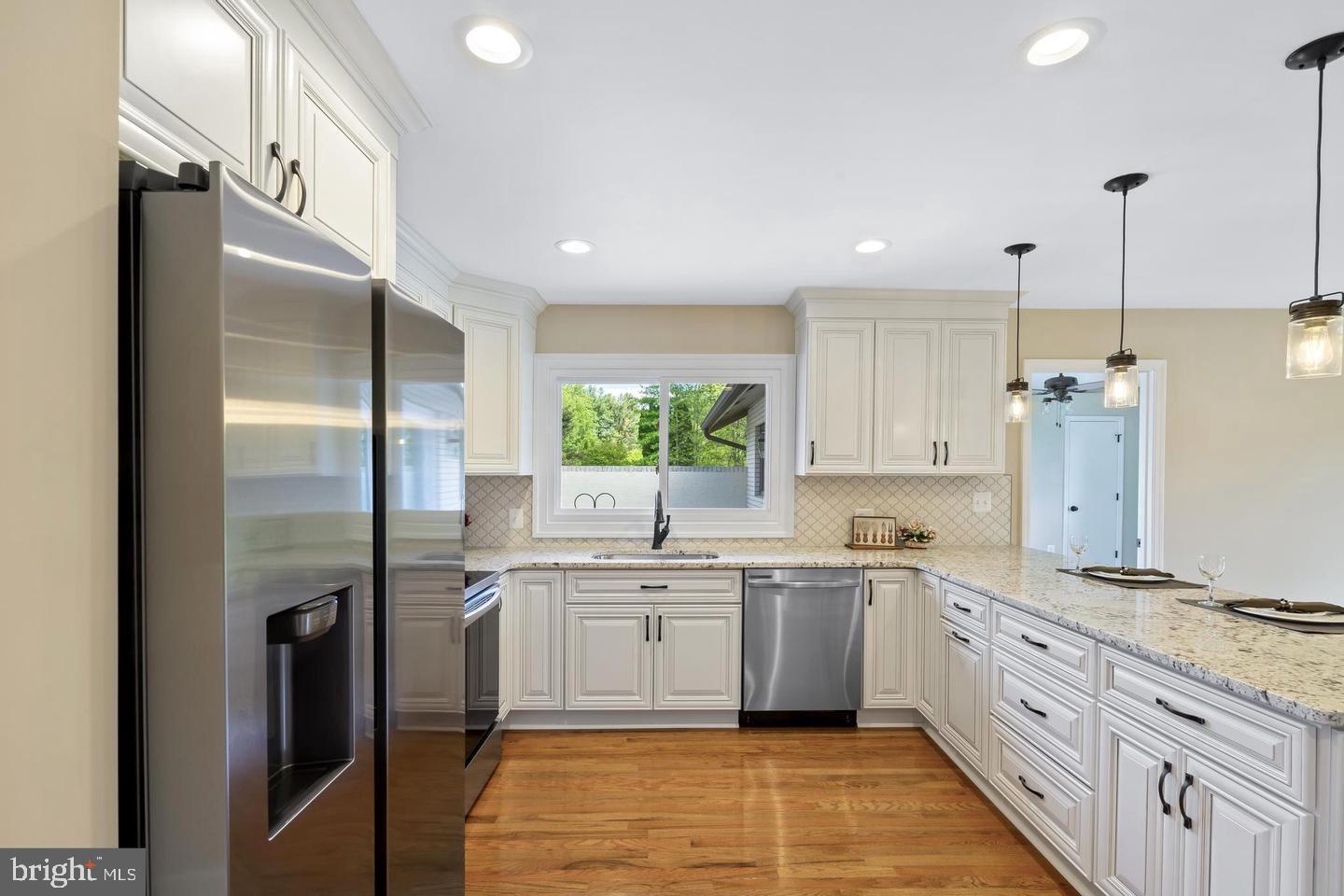 HARRIS FARM - Residential Lease