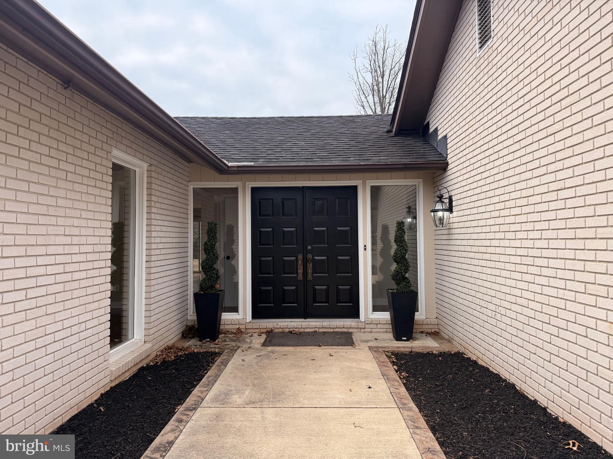 HARRIS FARM - Residential Lease