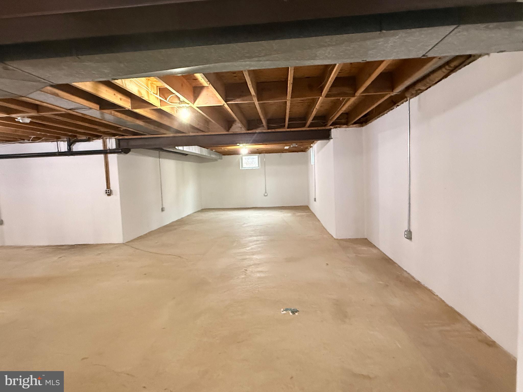 HARRIS FARM - Residential Lease