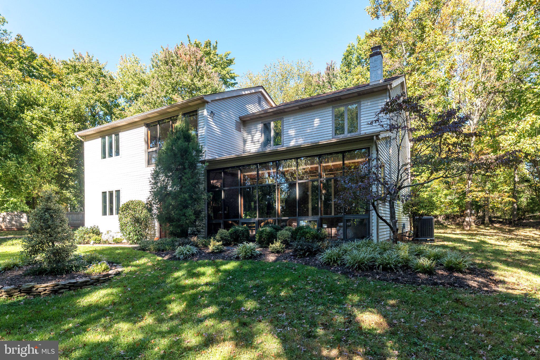 1407 SOUTHWIND WAY