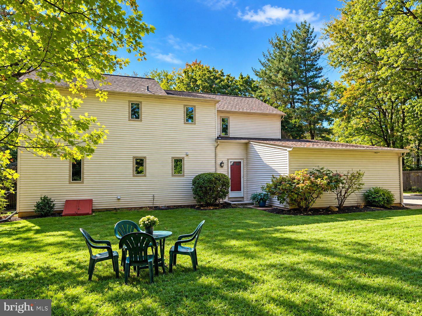 1407 SOUTHWIND WAY