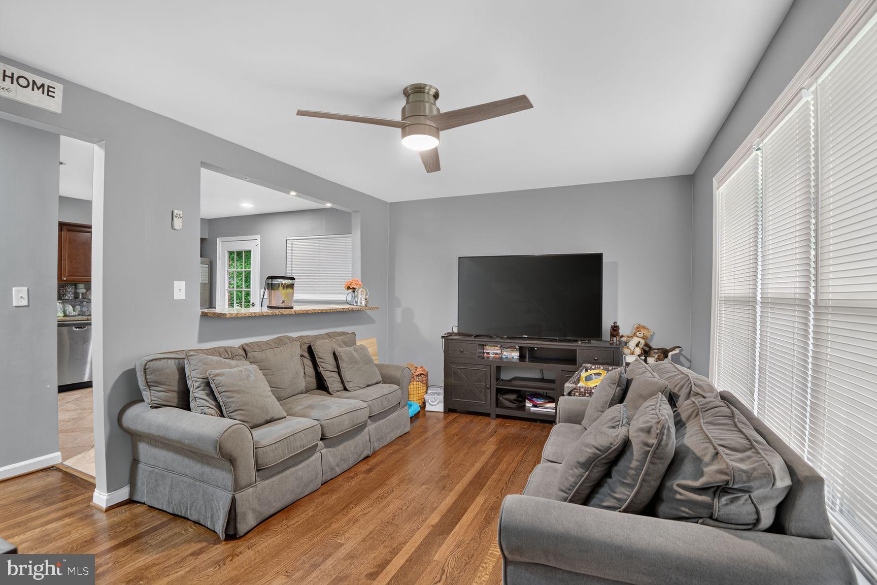 5 PEPPER MILL DRIVE