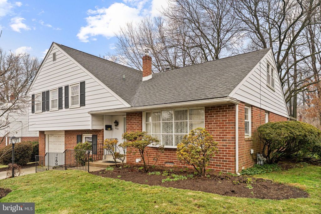 Photo of 1022 Crozer Lane, SPRINGFIELD, PA 19064 (MLS # PADE2109874)