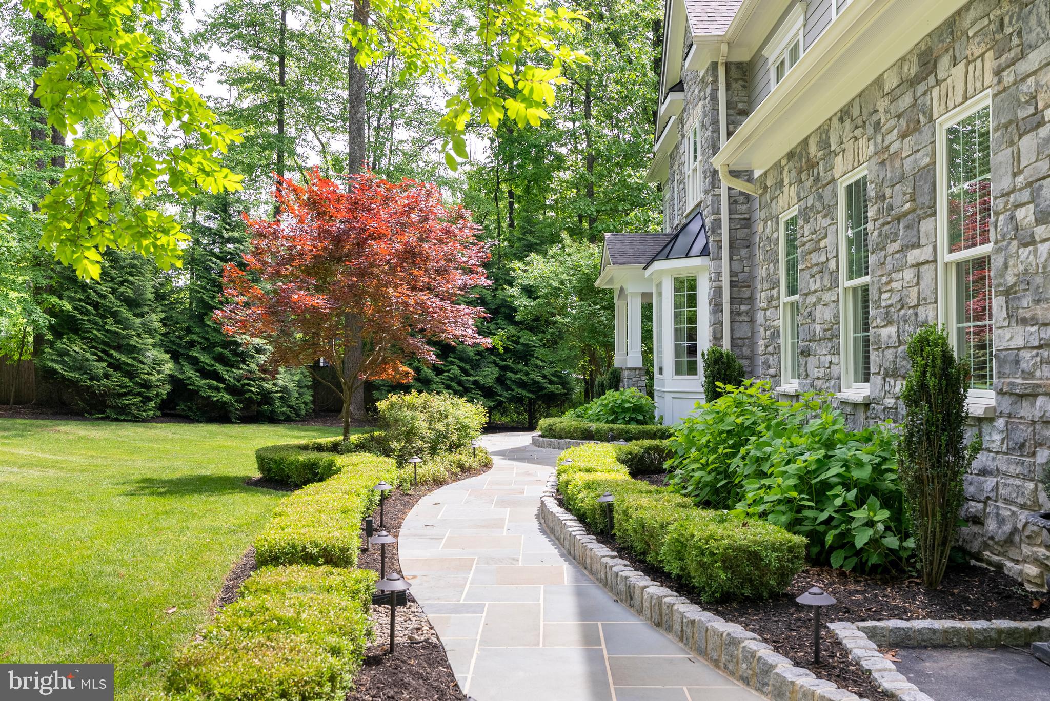 HUNT CUP HILL - Residential