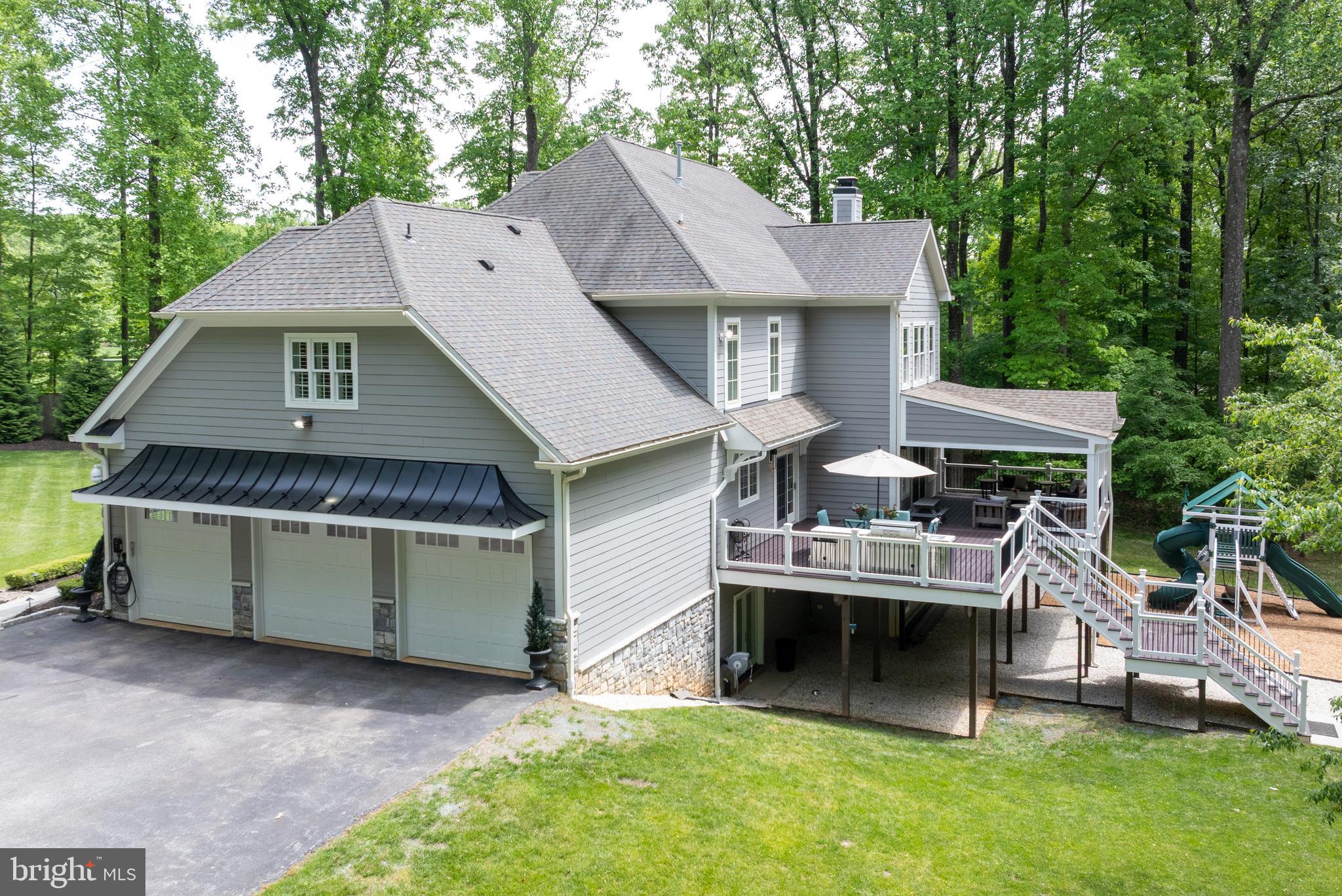 HUNT CUP HILL - Residential