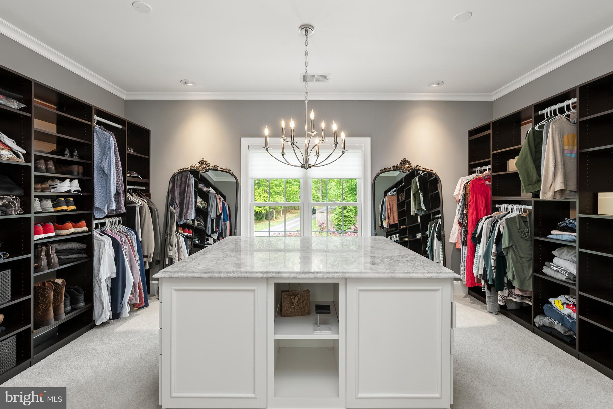 HUNT CUP HILL - Residential