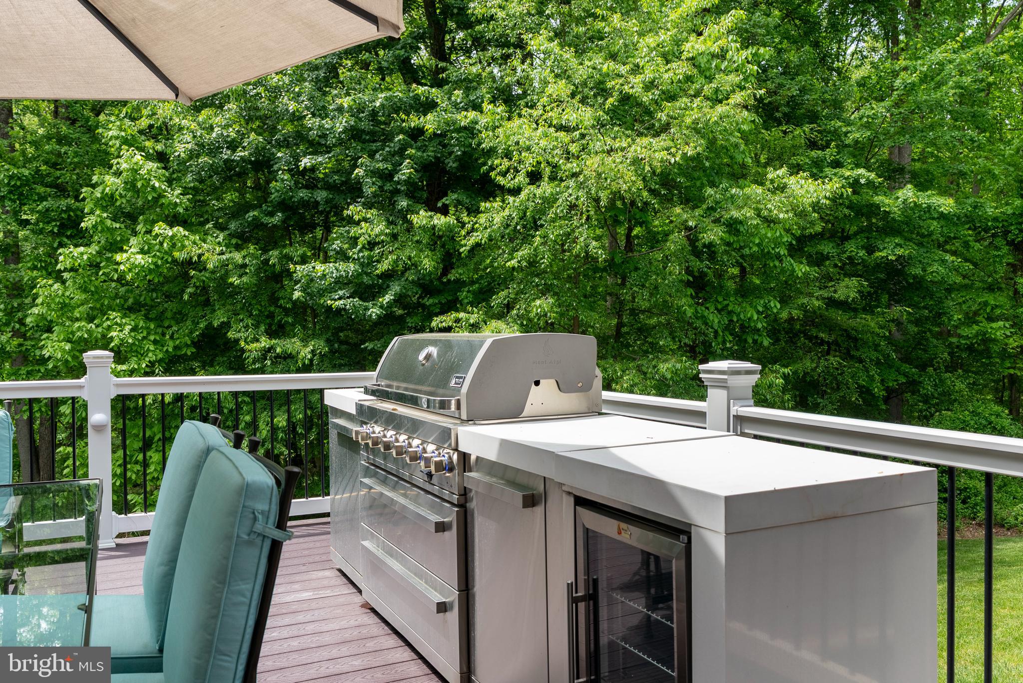 HUNT CUP HILL - Residential