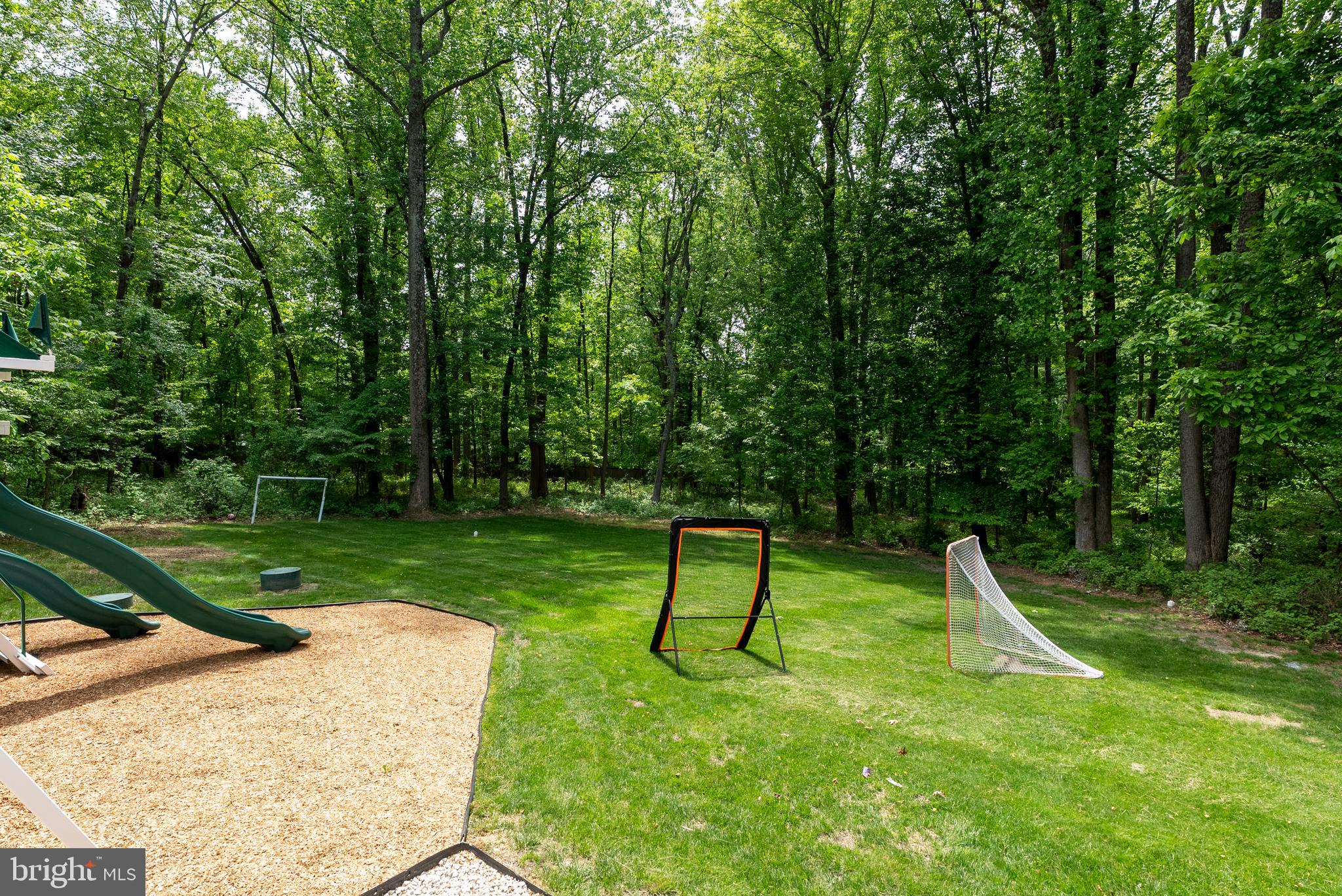 HUNT CUP HILL - Residential