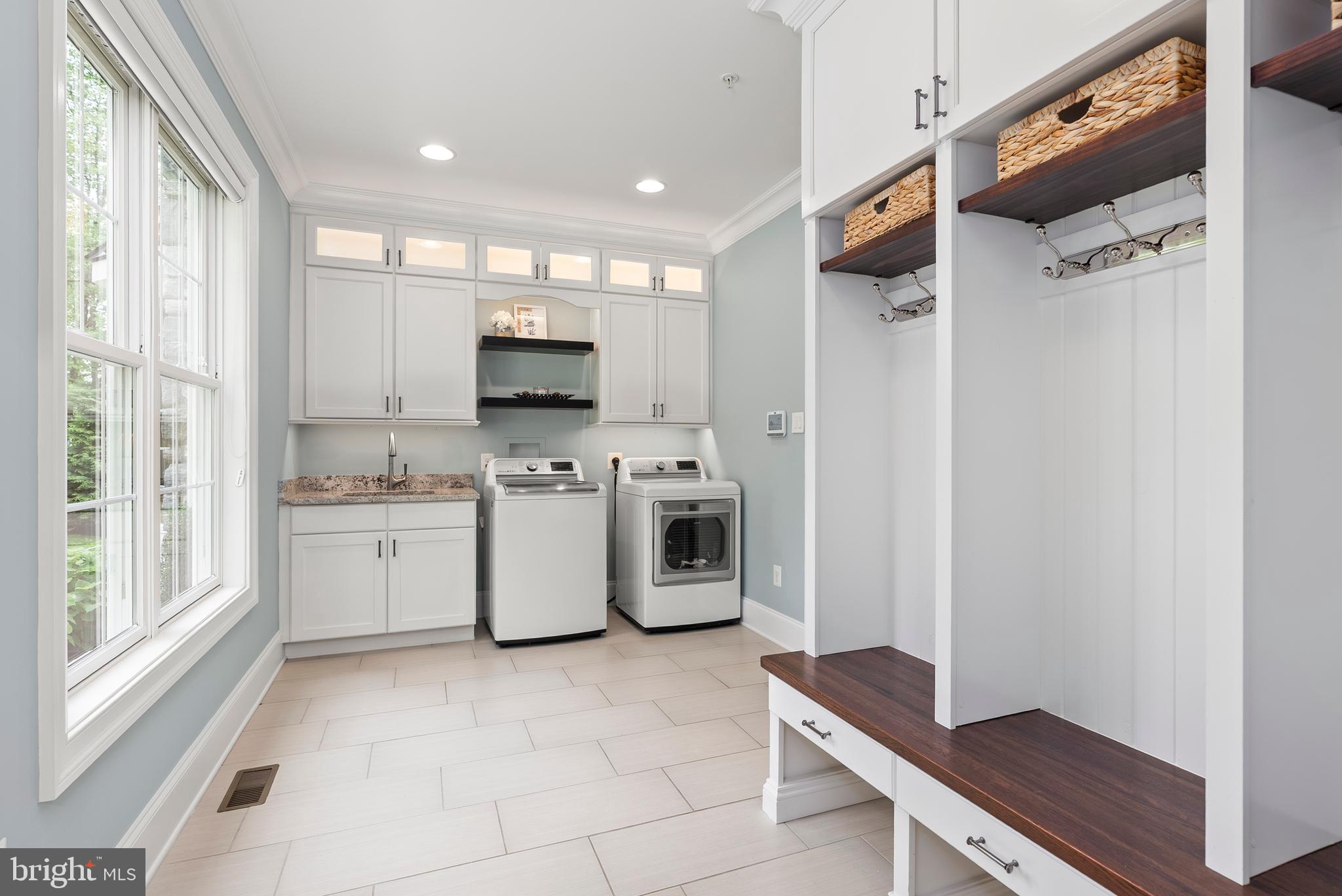 HUNT CUP HILL - Residential