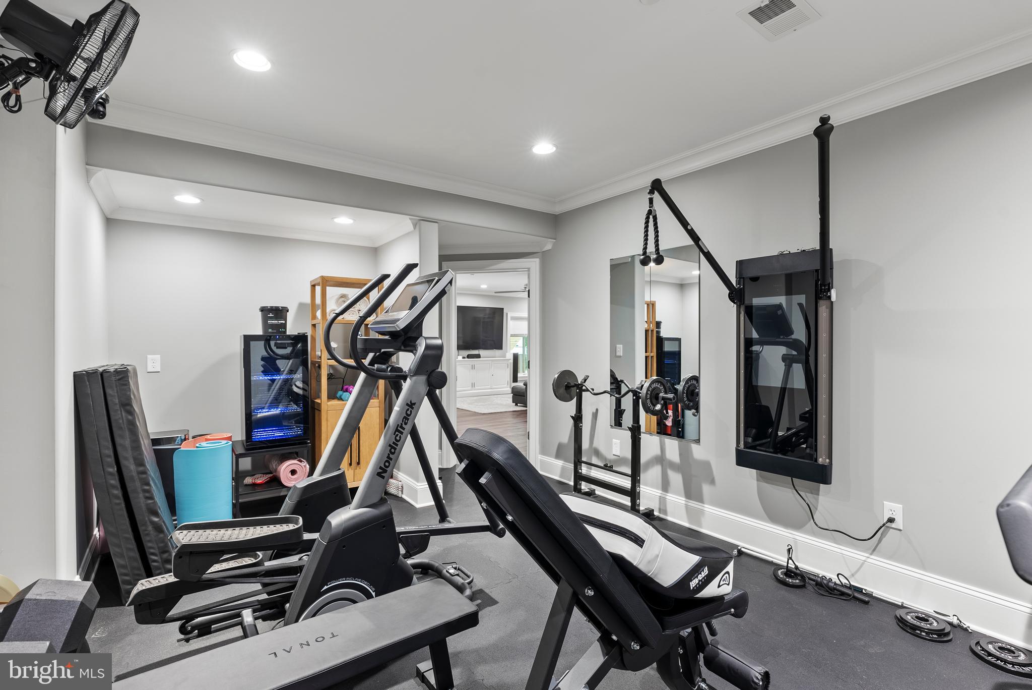 HUNT CUP HILL - Residential