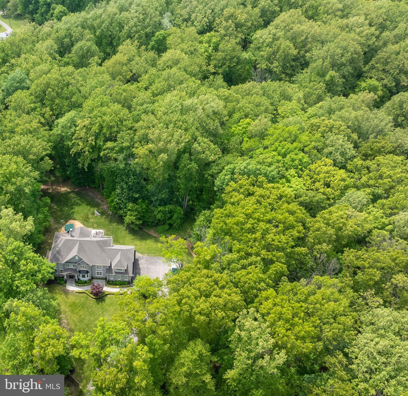 HUNT CUP HILL - Residential