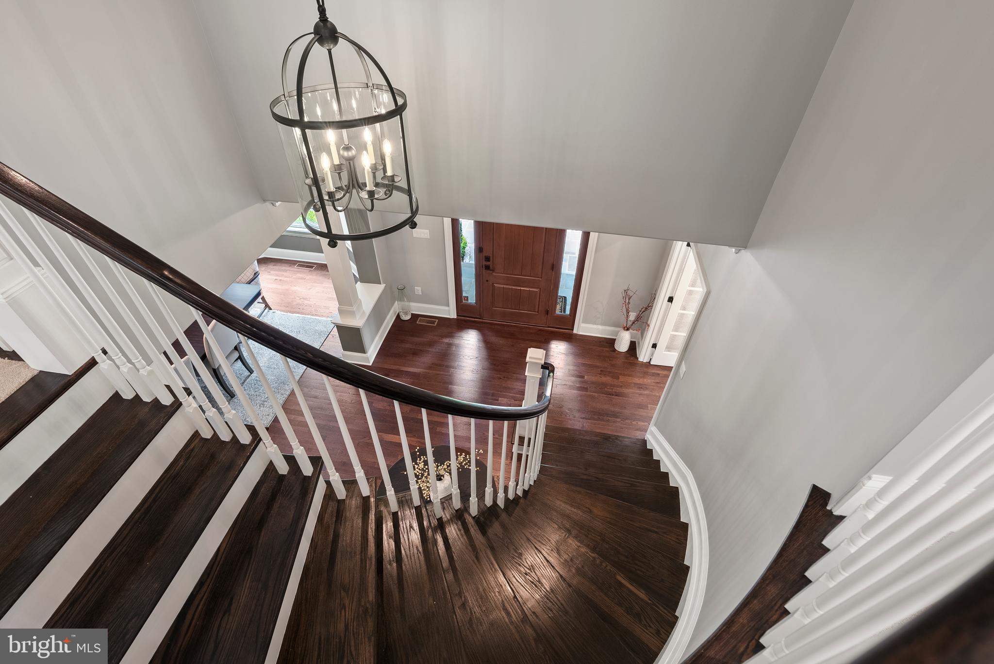 HUNT CUP HILL - Residential