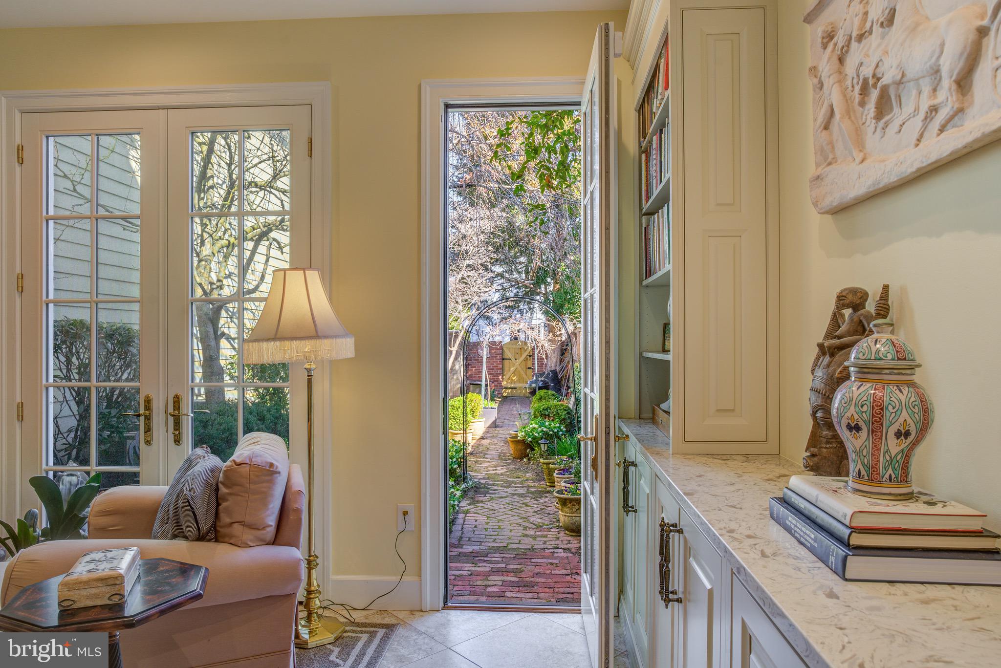 OLD TOWN - Residential