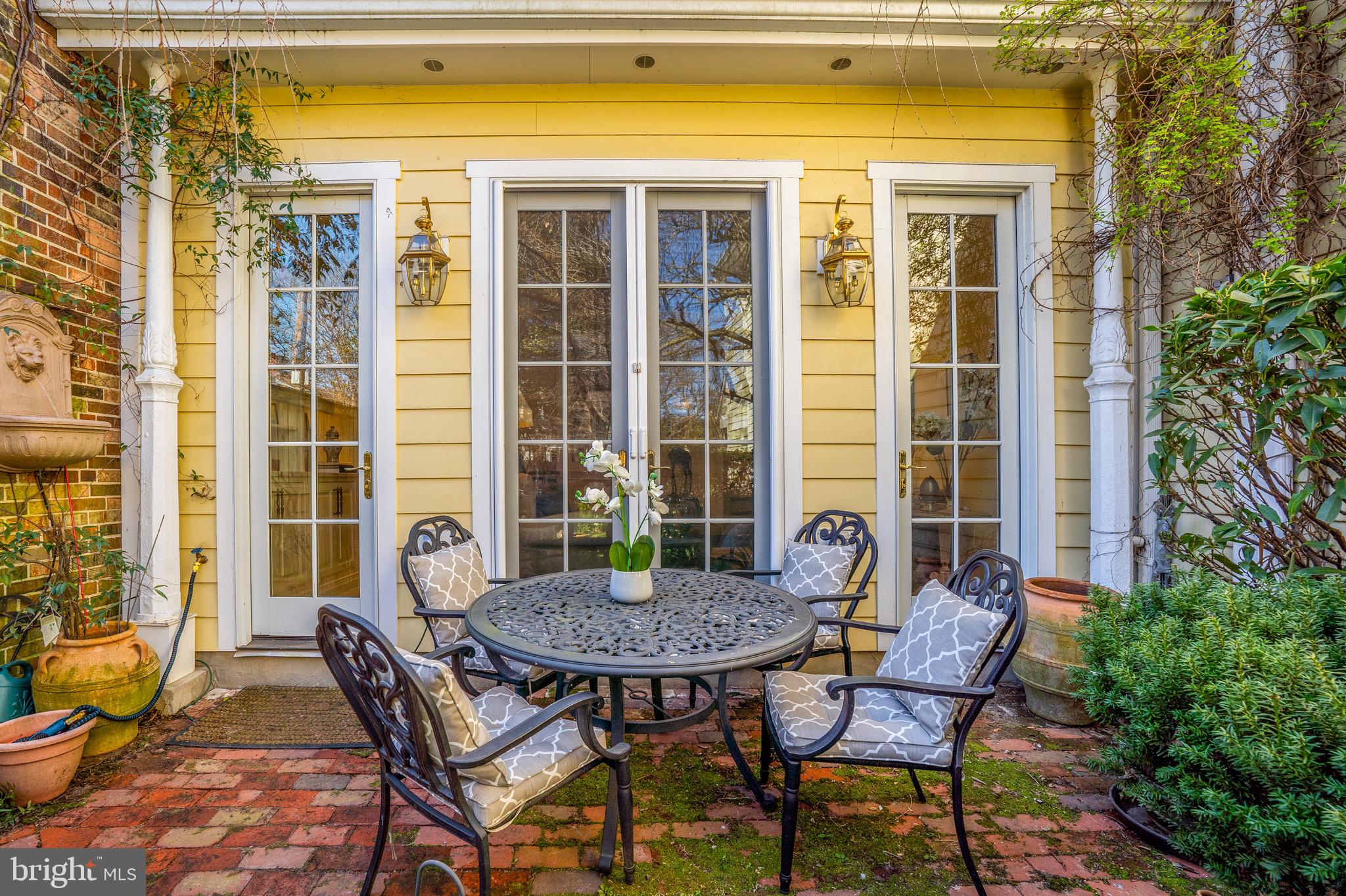 OLD TOWN - Residential