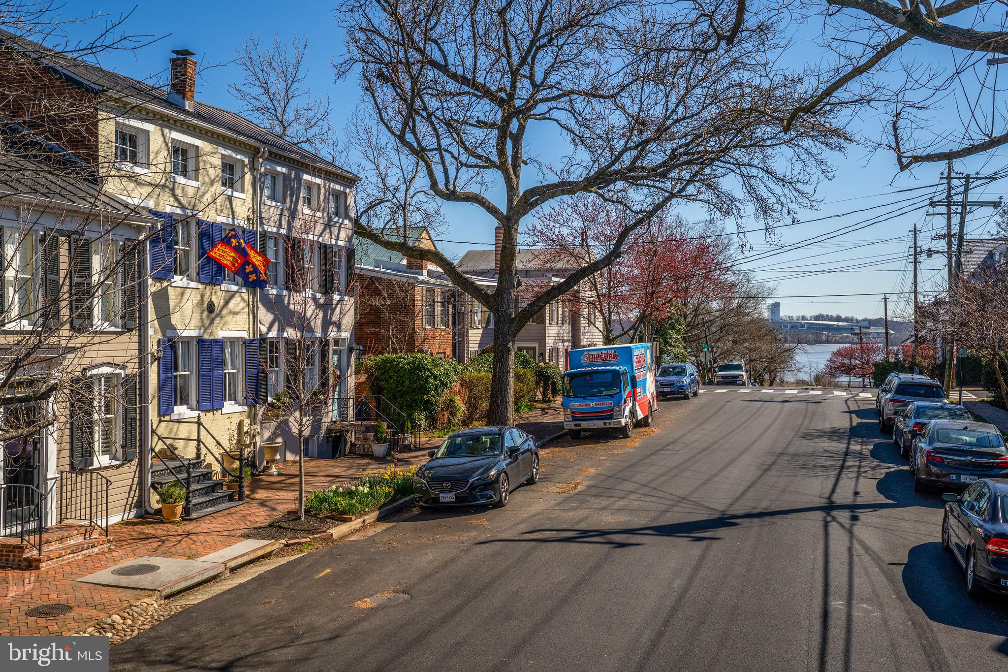 OLD TOWN - Residential
