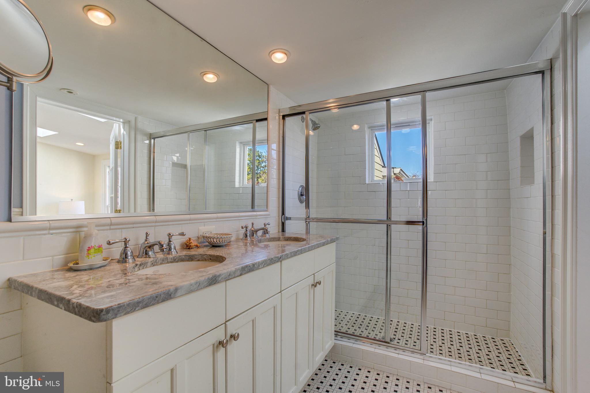 OLD TOWN - Residential