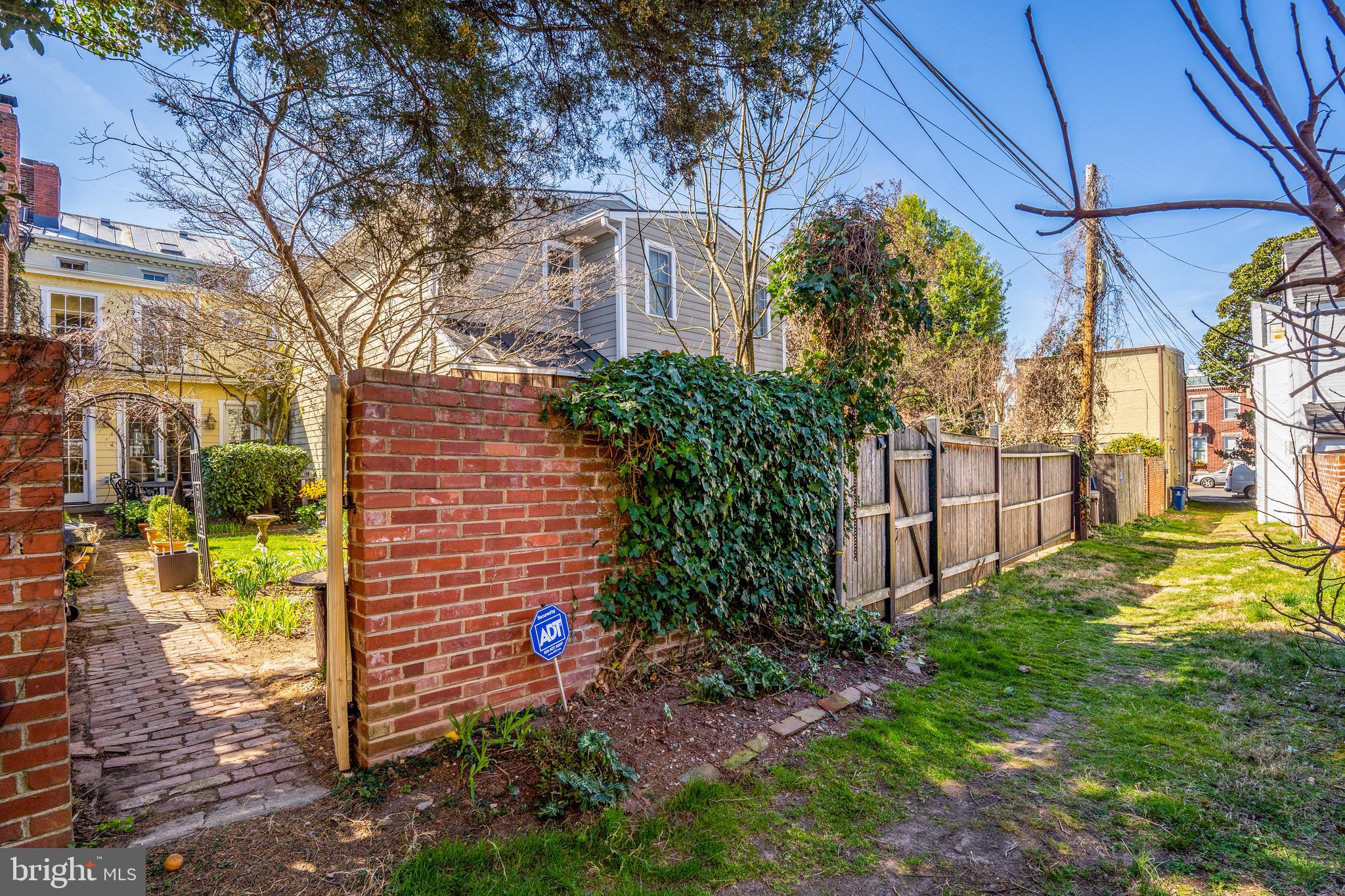 OLD TOWN - Residential